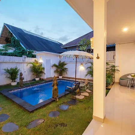 Villa Rosa - Canggu 2 Bedroom Private Pool Villa In Prime Location